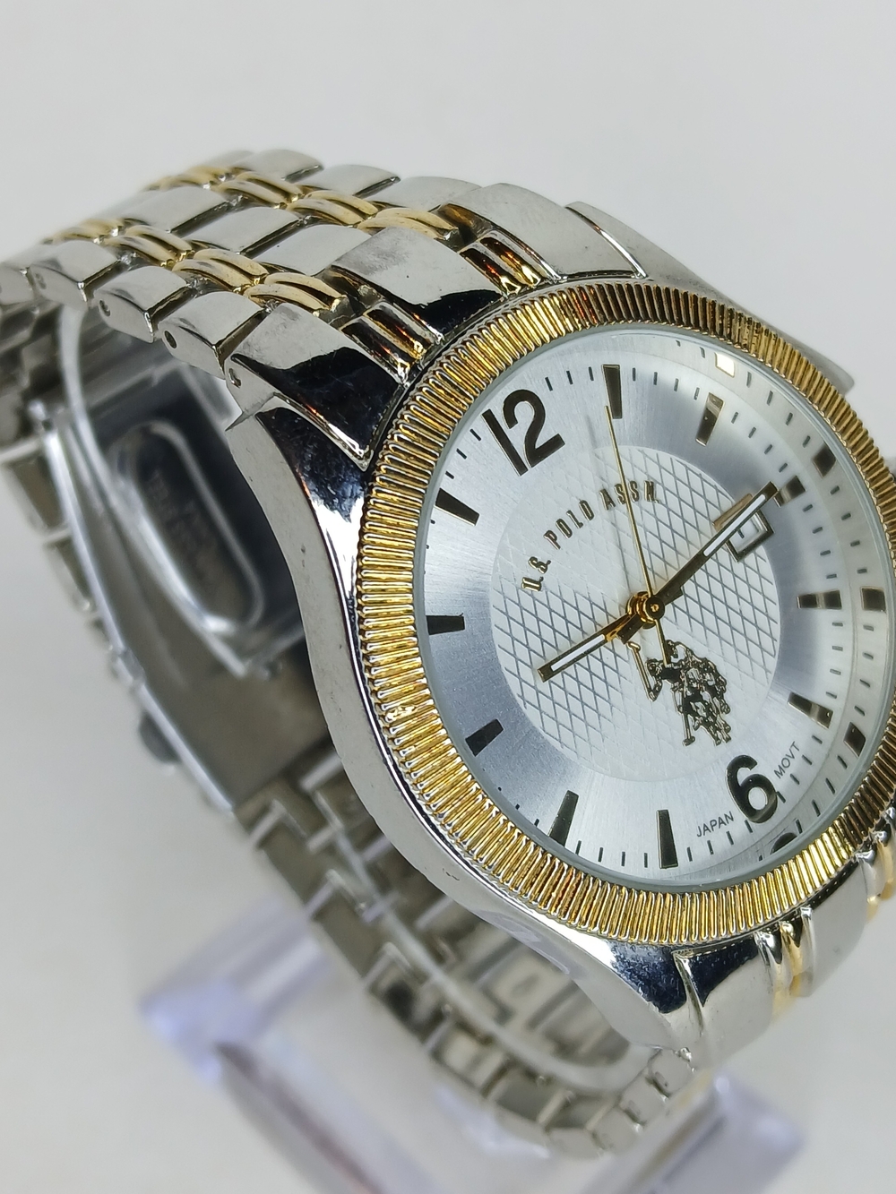 US Polo Assn Mens Two Tone Wristwatch Silver Dial Date Window Japan Movement